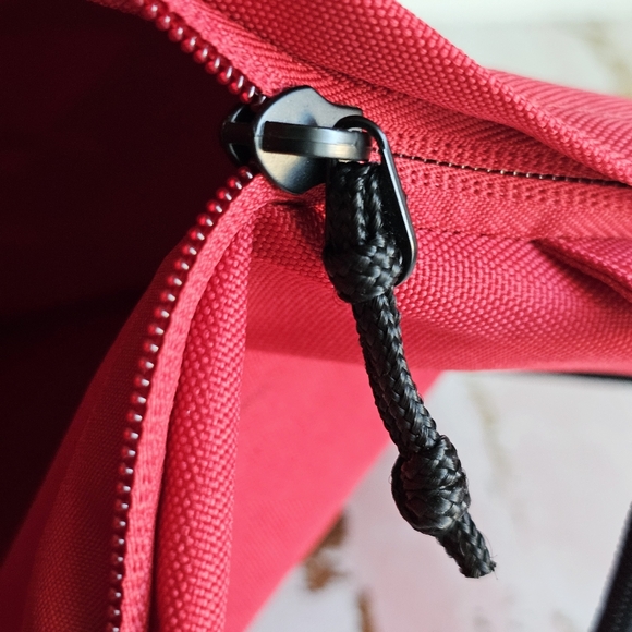 ๐ฅ Vintage Air Jordan Drawstring Bag โ Red/Black โ Michael Jordan #23 Graphic โ - Picture 10 of 16